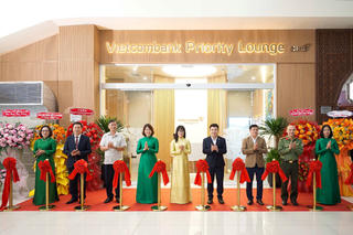 Khai trương phòng chờ Vietcombank Priority Lounge tại Cam Ranh