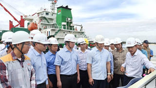 Bí thư Tỉnh ủy Quảng Trị Vương Quốc Tuấn đã trực tiếp kiểm tra nhiều công trình, dự án trọng điểm 