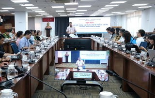 Công an TP HCM nêu 4 nguyên nhân tình trạng tái lấn chiếm vỉa hè trước cổng trường