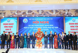 Lãnh đạo tỉnh Hưng Yên gặp mặt doanh nghiệp nhân ngày Doanh nhân Việt Nam