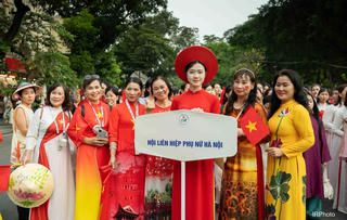 Tháng 10 - Tháng áo dài Hà Nội
