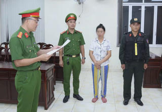 Khởi tố hai bị can trong vụ phát hiện hơn 2.300 con heo chứa chất tạo nạc