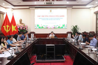 Thứ trưởng Mai Lương Khôi làm việc với Cục Kế hoạch - Tài chính