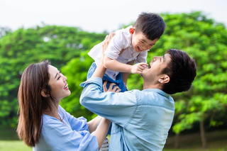 Bộ Y tế đề xuất khóa học tiền hôn nhân, khuyến khích kết hôn trước 30 tuổi Bộ Y tế đề xuất khóa học tiền hôn nhân, khuyến khích kết hôn trước 30 tuổi