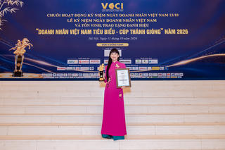 Chủ tịch HĐTV Công ty Yến sào Khánh Hòa nhận danh hiệu Doanh nhân Việt Nam tiêu biểu