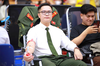 Trung úy Chu Mạnh Hùng: “Hạt nhân” tình nguyện, xuất sắc trong học tập và rèn luyện