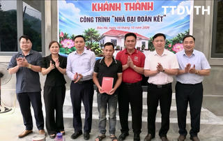 Xã Bảo Hà (Lào Cai) bàn giao Nhà Đại đoàn kết cho hộ cận nghèo