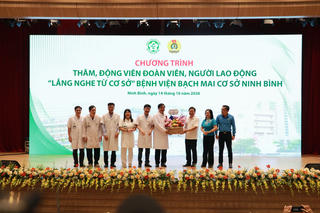 Tháo gỡ khó khăn, nâng cao phúc lợi cho cán bộ y tế tại Ninh Bình