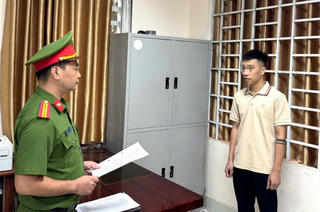 Khởi tố chủ shop kinh doanh sản phẩm thời trang giả mạo nhãn hiệu được bảo hộ