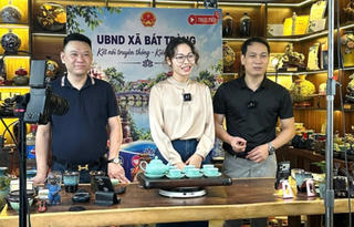 Thúc đẩy đưa sản phẩm làng nghề lên sàn thương mại điện tử