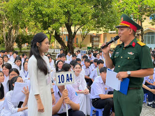 Tiểu đoàn 519 tuyên truyền pháp luật cho 2.300 học sinh trên tuyến biên giới An Giang