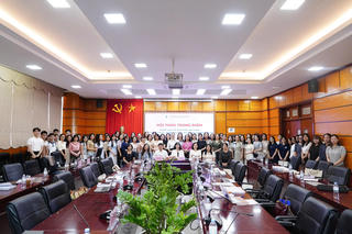 Xây dựng các cơ chế bảo vệ phù hợp cho phụ nữ trong kỷ nguyên số