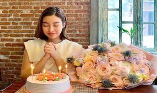 Mai Phương Thúy tặng đồng hổ tiền tỷ cho Hoa hậu Đỗ Mỹ Linh nhân dịp sinh nhật tuổi 23