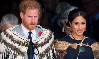 Công nương Meghan Markle để lộ di chứng 'dao kéo' sau chuyến công du cùng chồng