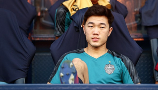 Buriram đại thắng trong ngày Xuân Trường ngồi ghế dự bị 