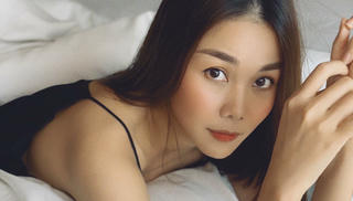 Siêu mẫu Thanh Hằng khoe vòng eo 51cm