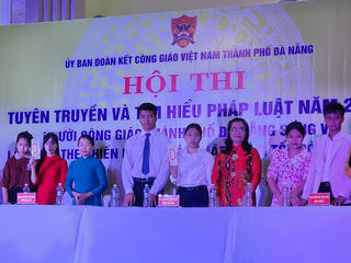Sôi nổi các cuộc thi tìm hiểu pháp luật 