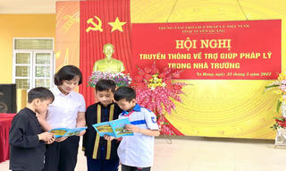 Tăng cường truyền thông về trợ giúp pháp lý cho trẻ em 