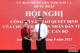 Công bố quyết định bổ nhiệm Phó Giám đốc Sở Tư pháp Sơn La 