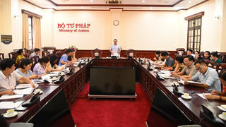 Khắc phục dứt điểm tình trạng nợ văn bản hướng dẫn thi hành 