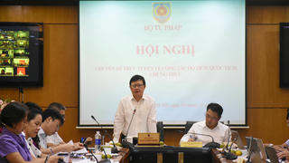 Tháo gỡ vướng mắc trong lĩnh vực hộ tịch, quốc tịch, chứng thực