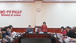 Cân nhắc về việc phát triển mô hình tập đoàn báo chí 