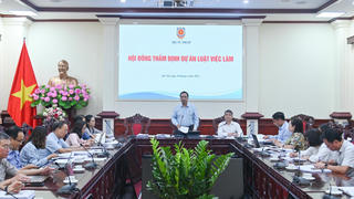 Hướng tới bảo đảm việc làm bền vững cho tất cả lao động 