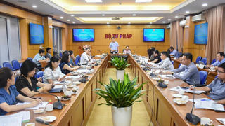 Diễn đàn 'Kinh doanh và Pháp luật năm 2024': Tập trung vào nhiều vấn đề 'nóng' trong lĩnh vực thuế, đầu tư