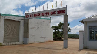 Bến xe huyện Đắk Song xây dựng sai phép, sao chưa bị cưỡng chế?