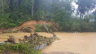 Tìm thấy thi thể nữ du khách còn lại bị lũ cuốn trôi ở Lâm Đồng