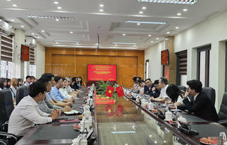 Đại sứ Trung Quốc tại Việt Nam thăm và làm việc với Trường Cao đẳng Lào Cai