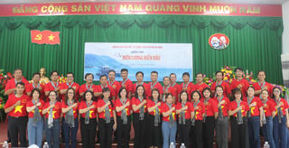 Đảng ủy Khối Đại học, Cao đẳng TP. HCM tổ chức các hoạt động “Vì biên cương biển đảo” 