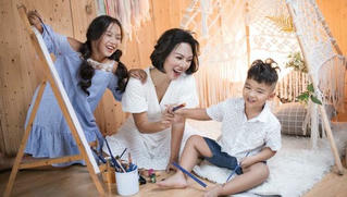 Thái Thuỳ Linh gây xúc động với MV Hợp đồng mẫu tử