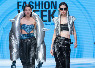 Nhiều bộ sưu tập độc đáo tại “Tuần lễ thời trang Quốc tế Việt Nam Thu Đông 2023”