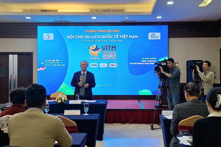'Du lịch Việt Nam - Chuyển đổi xanh để phát triển bền vững'
