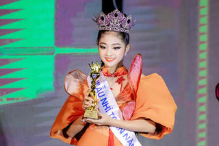 Bé Nguyễn Diệp Chi trở thành Quán quân "Siêu mẫu nhí toàn năng 2024"