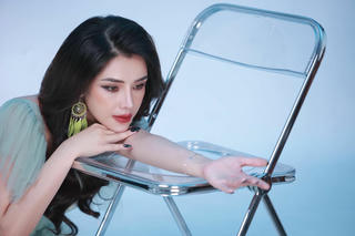 “Thần tượng Bolero” Tô Ngọc Hà chìm đắm sắc màu Hà Nội