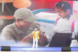 Cuộc thi viết 'Cha và con gái' lan tỏa tình cảm cha con thiêng liêng