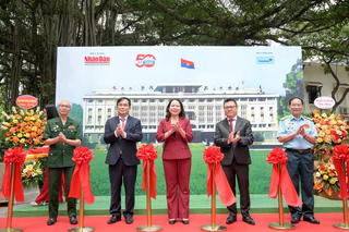 Báo Nhân Dân ra mắt đợt thông tin đặc biệt và triển lãm tương tác kỷ niệm 50 năm Ngày thống nhất đất nước