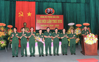 Gắn chặt công tác xây dựng Đảng bộ trong sạch với phòng, chống tham nhũng