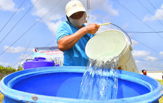 Bộ Tài nguyên và Môi trường: Đem nước tới vùng đại hạn
