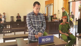 Tông xe chết người vì “xin và cười đểu”