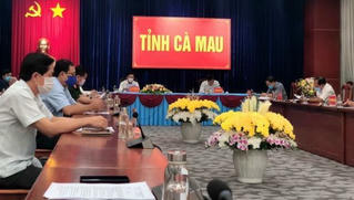 Bí thư Cà Mau đề nghị cài đặt ứng dụng bluezone để chống dịch Covid-19