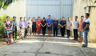 Tạm giữ hình sự 15 đối tượng đánh bạc