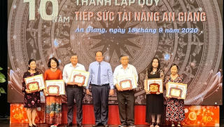 Hàng ngàn tài năng An Giang được tiếp sức