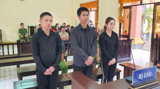 Đôi vợ chồng hờ cùng em kết nghĩa lãnh 42 năm tù vì mua bán ma túy