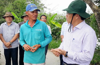 Bạc Liêu khắc phục thiệt hại các trà lúa do ngập lụt