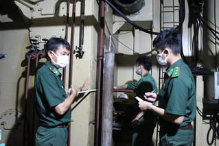 Kiên Giang: Phát hiện phương tiện chứa khoảng 15.000 lít dầu DO không rõ nguồn gốc