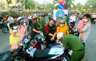 Bạc Liêu xử phạt loạt người không đeo khẩu trang nơi công cộng 