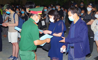 325 công dân về từ Australia hoàn thành cách ly tập trung tại Bạc Liêu